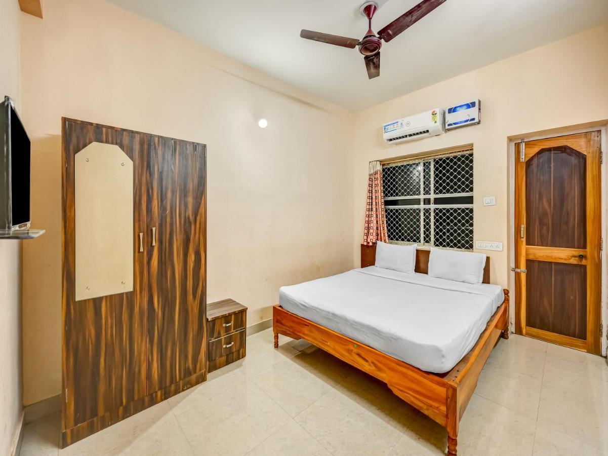 The Bay Beach Puri Exterior photo